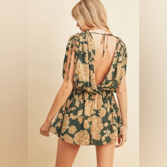 Dress Forum Summer Romper NWT - Picture 2 of 15